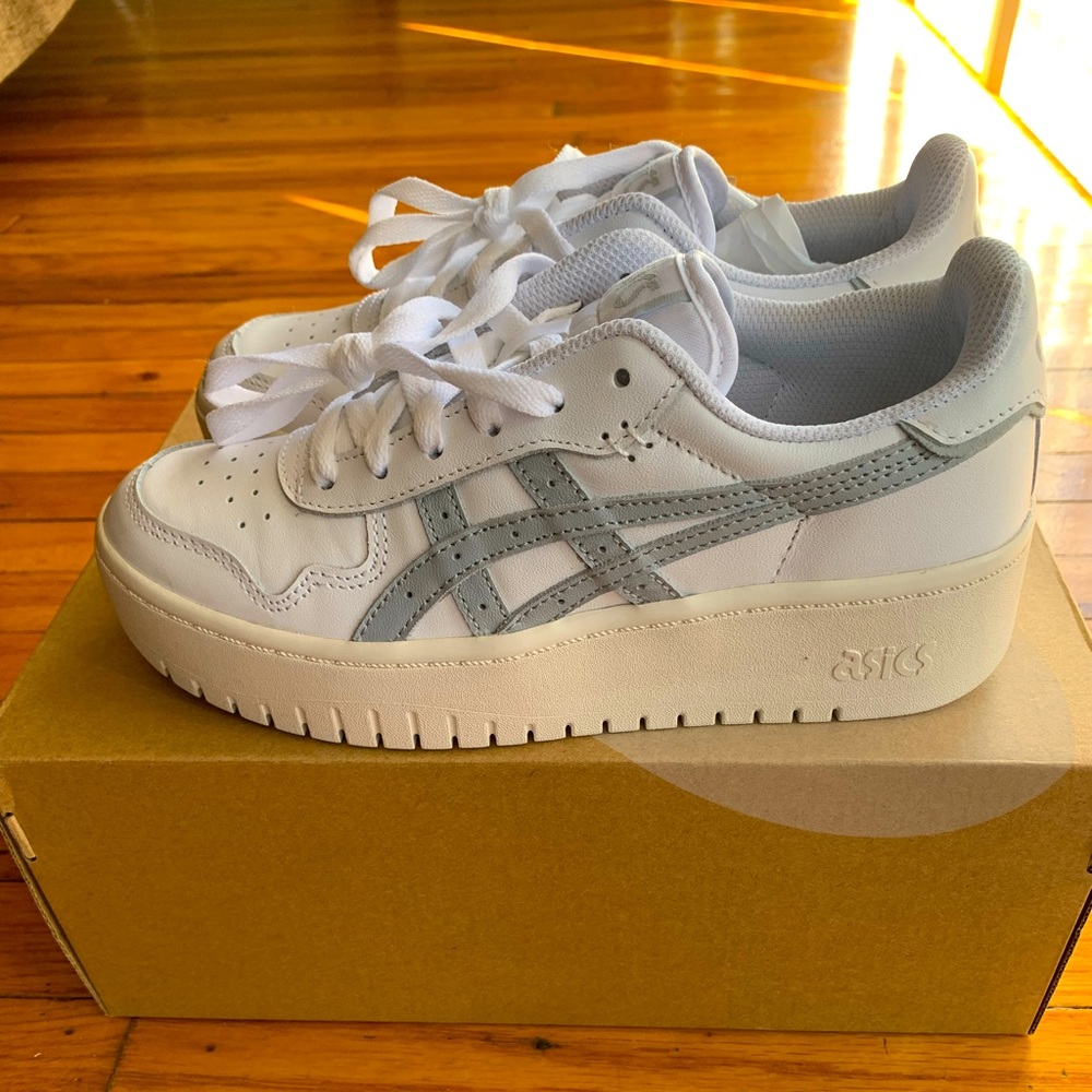 ASICS Japan Sneakers